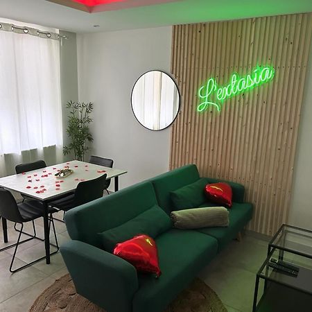 L'Extasia Appartement,Spa Jacuzzi グルノーブル エクステリア 写真