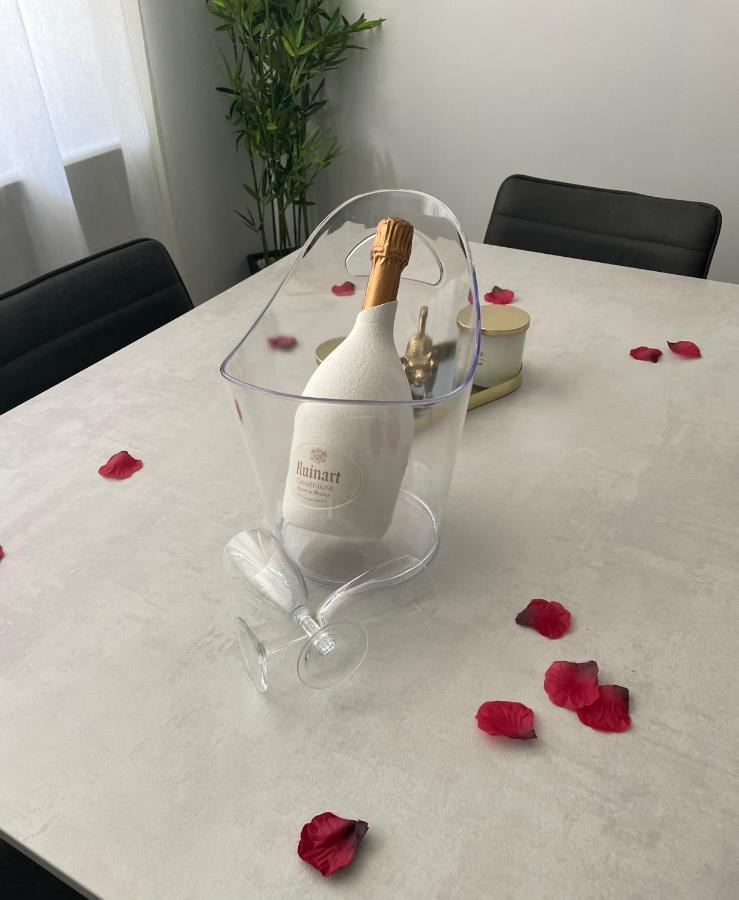 L'Extasia Appartement,Spa Jacuzzi グルノーブル エクステリア 写真