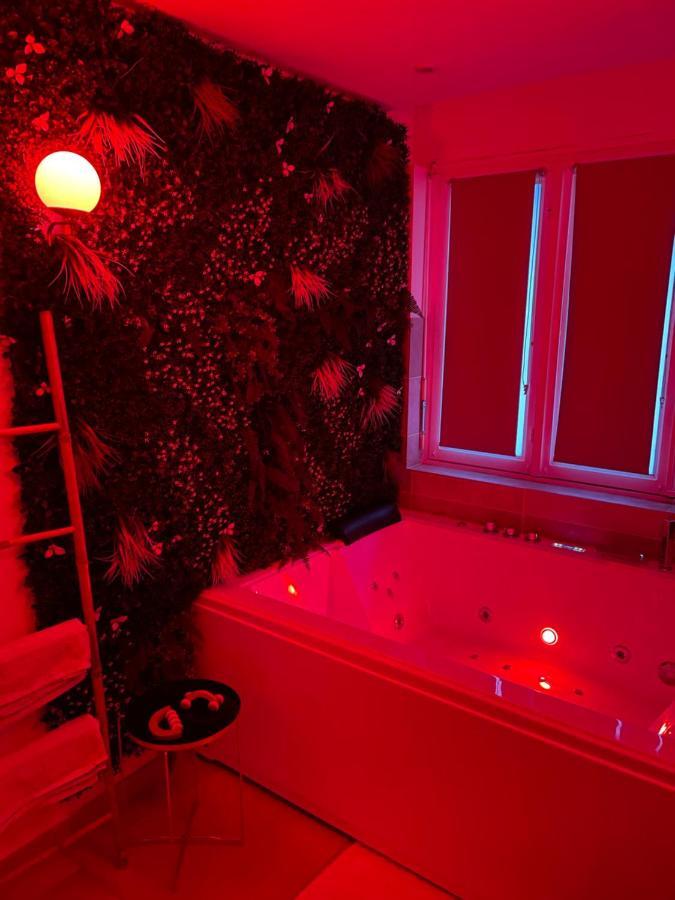 L'Extasia Appartement,Spa Jacuzzi グルノーブル エクステリア 写真